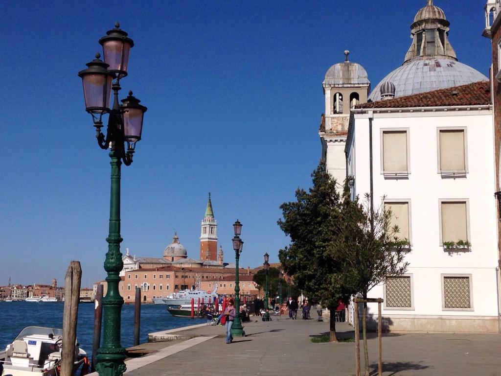 Venetian Mood: Secret Garden Venice